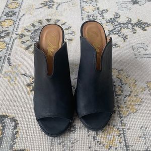 Peep-toe Mules - Black - Size 6